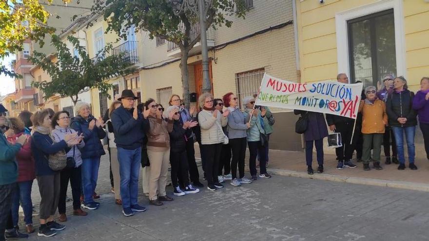 Vecinos de Godella dan un ultimátum al gobierno por la falta de clases de pilates y gimnasia todo el año