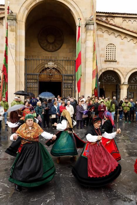 Celebración del Día de León en Gijón