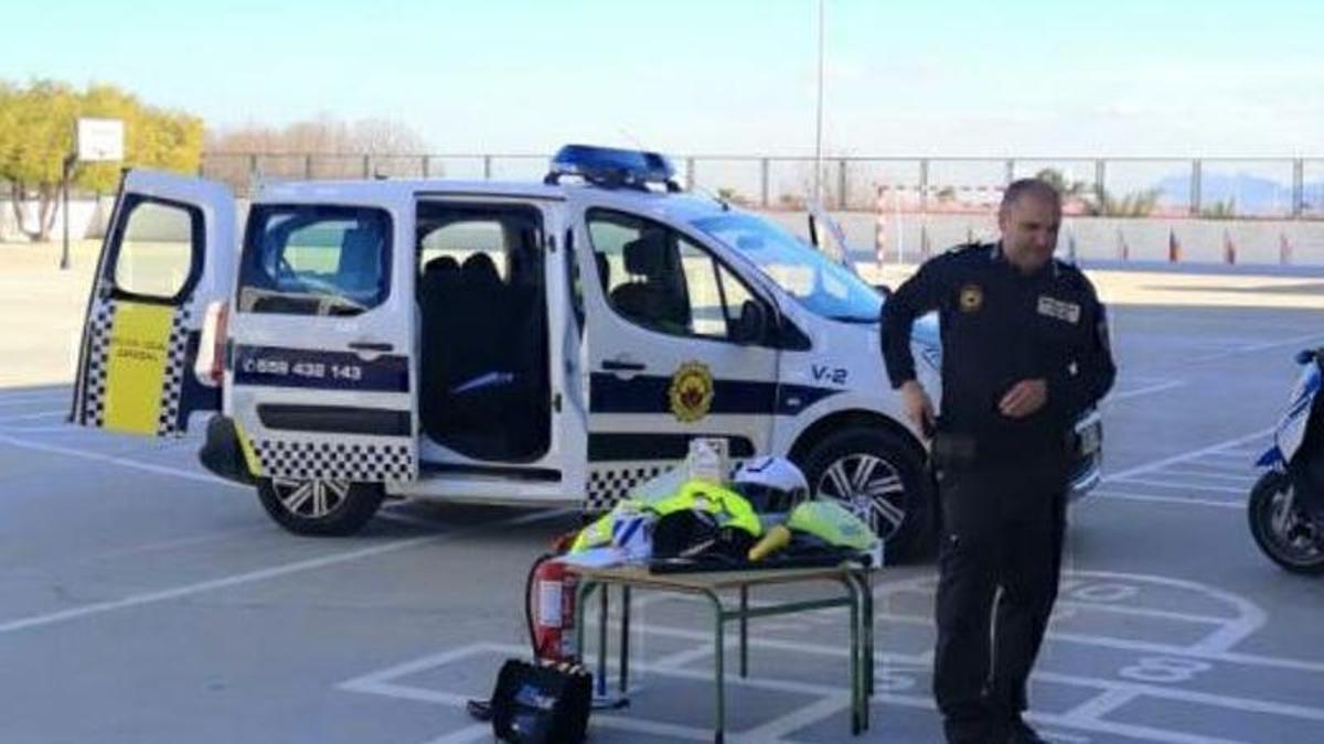 Un agente de la policía local en una imagen de archivo.