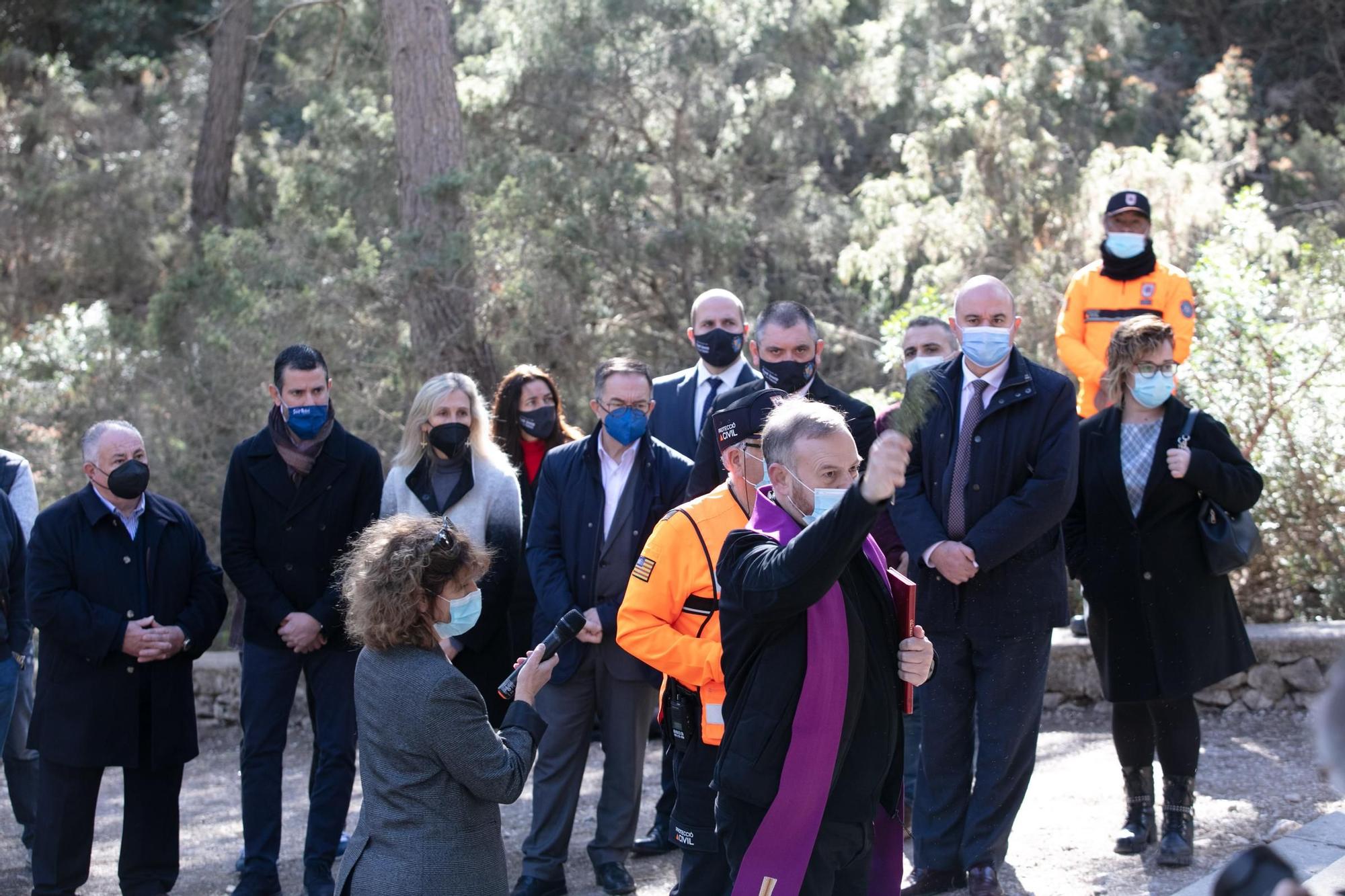 Homenaje a las víctimas del accidente aéreo de ses Roques Altes