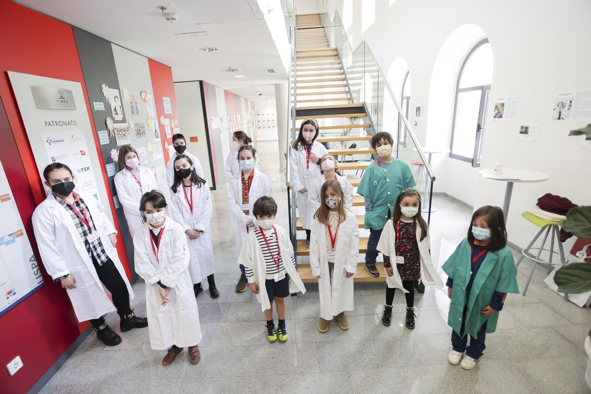 Los ganadores del concurso &quot;Dibuja una científica&quot;