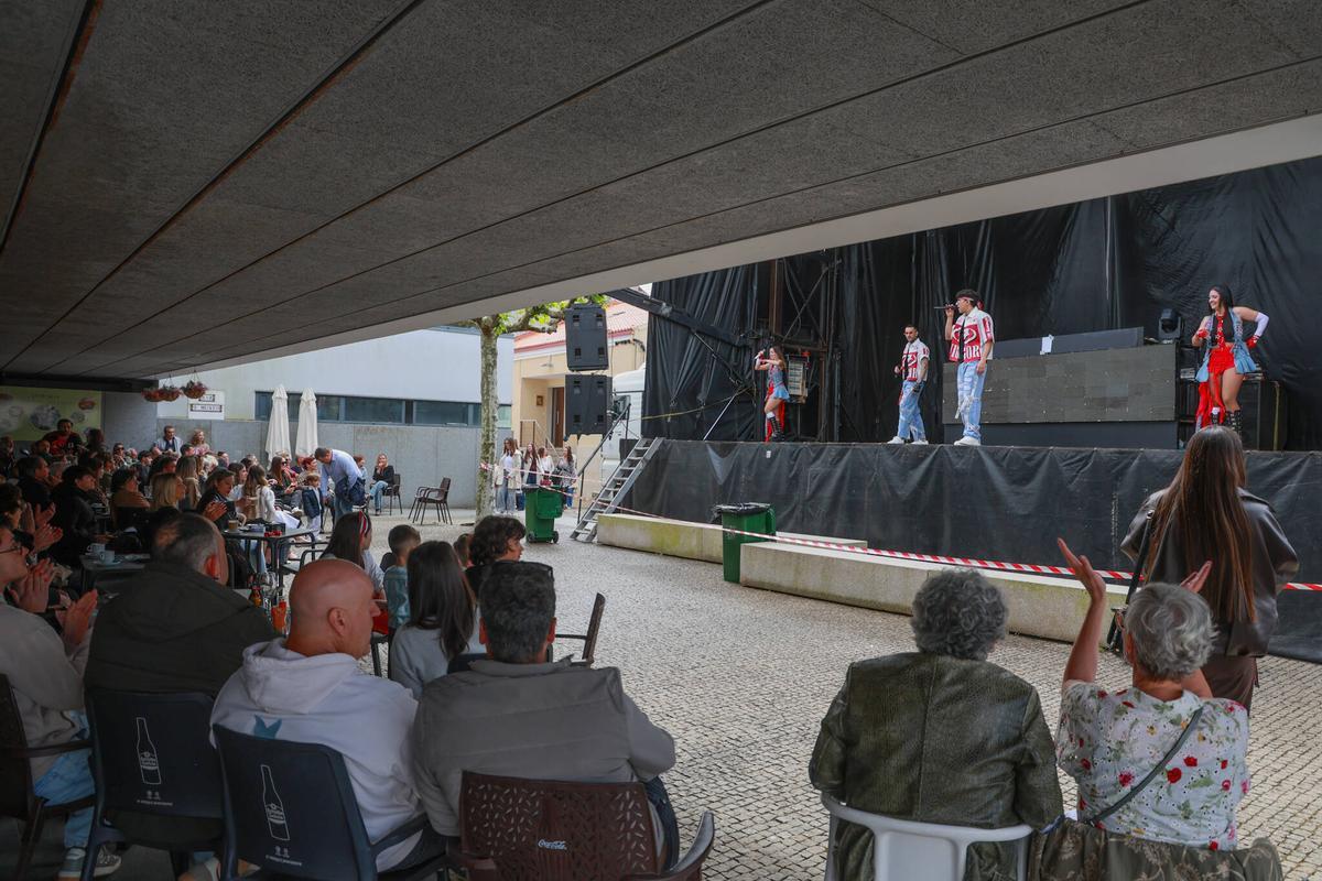 Un momento de la actuación en A Illa de Arousa.