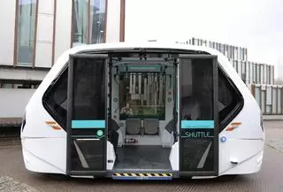 ¿Conductor o fabricante? La DGT prepara la reforma para fijar quién responde en los accidentes con vehículos autónomos