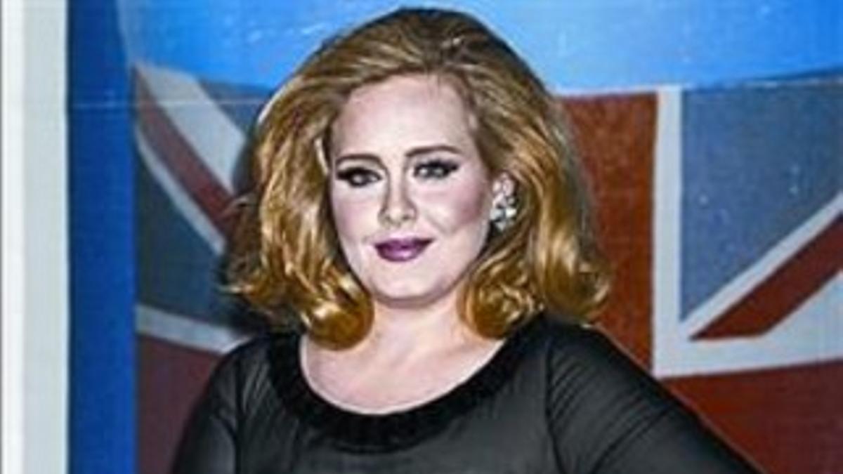 Adele le pone un piso a  su madre_MEDIA_1