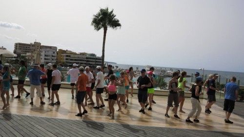 Tanz die Mallorca-Rumba! Schweizer üben auf der Insel