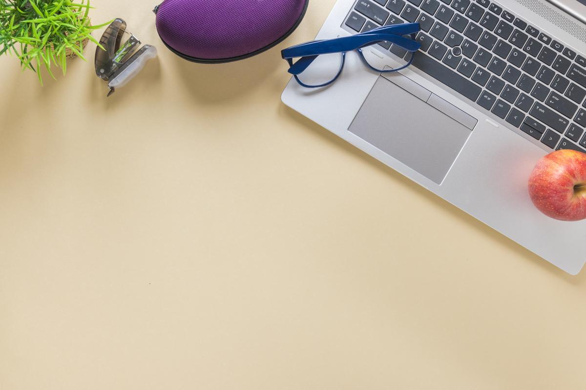 Esta alfombrilla es perfecta para organizar el escritorio por menos de 20 euros