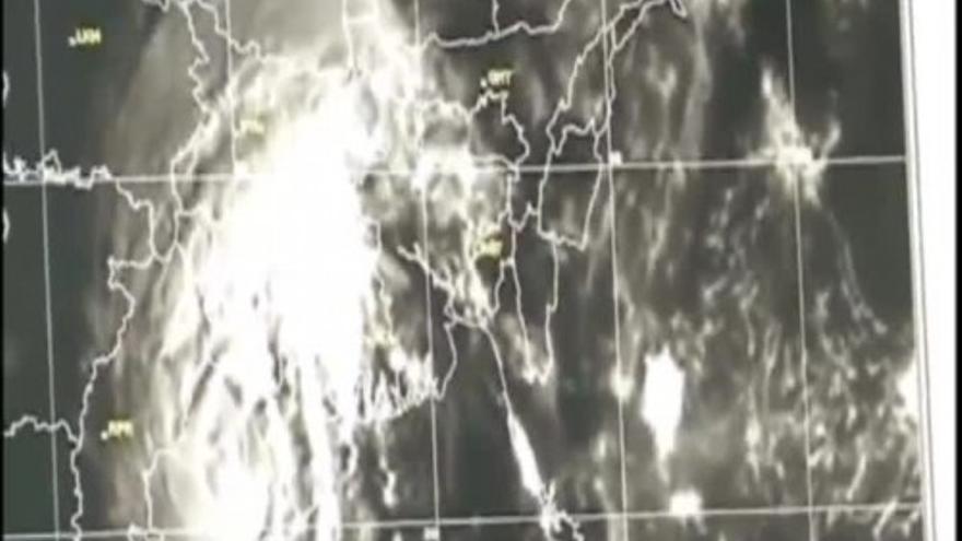 El ciclón Phailin golpea con fuerza el este de la India
