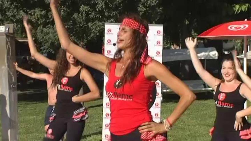 La revolución para tener un buen cuerpo: ritmos flamencos en una piscina