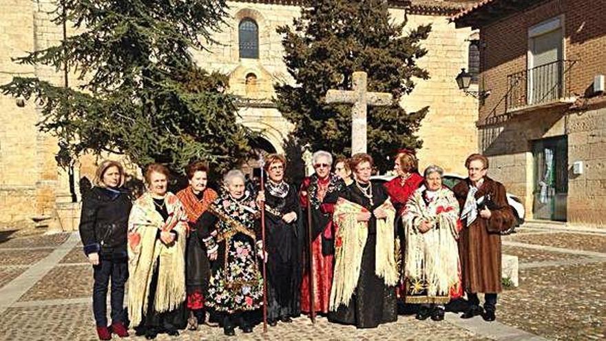 Águedas de Tagarabuena durante el festejo de ayer.