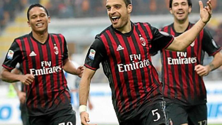 El Milan i la Lazio vencen amb problemes