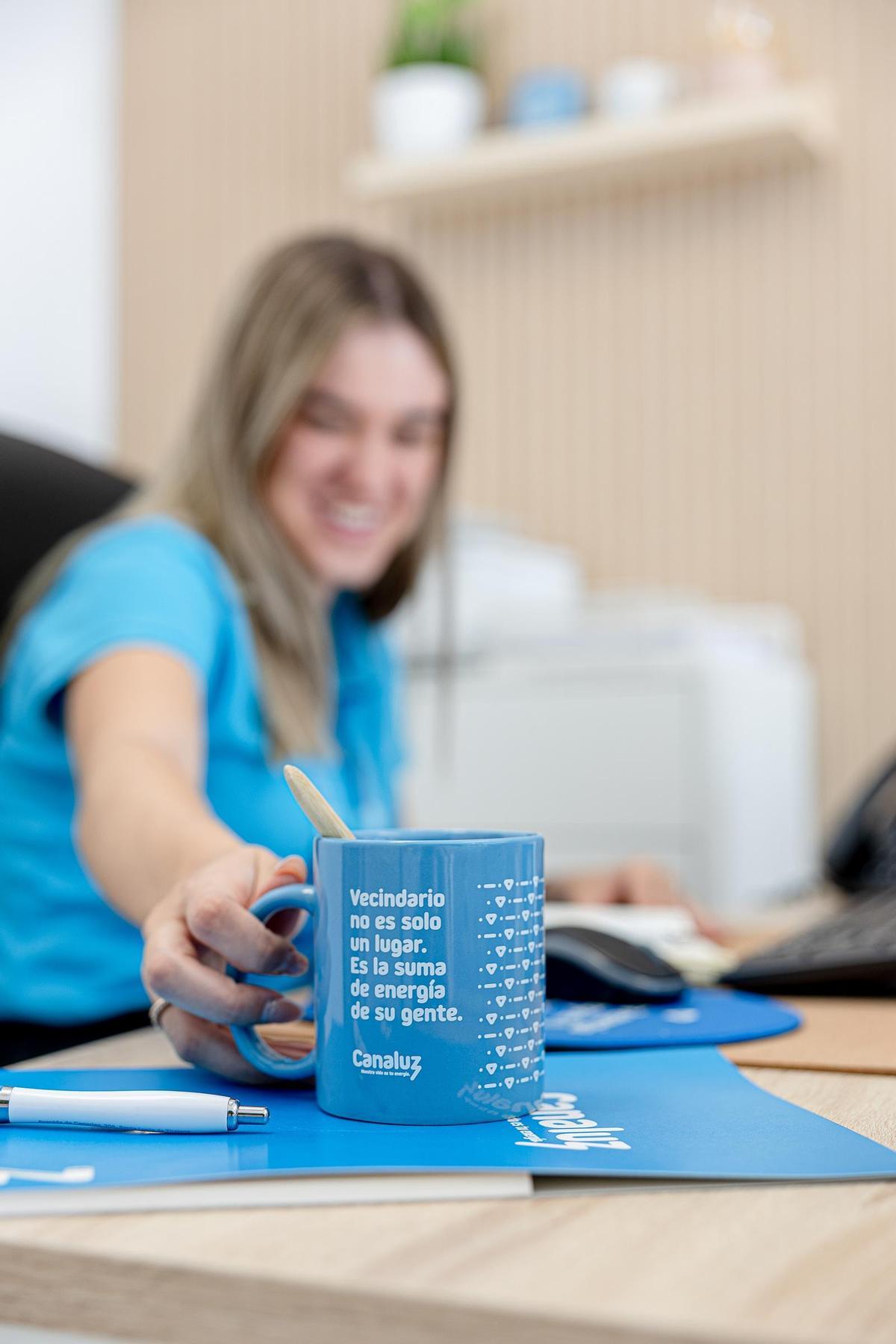 Con valores basados en la confianza, la transparencia y el compromiso con el ahorro, Canaluz se proyecta así como un referente sólido y confiable en el mercado eléctrico canario, preparado para afrontar los retos energéticos del futuro.