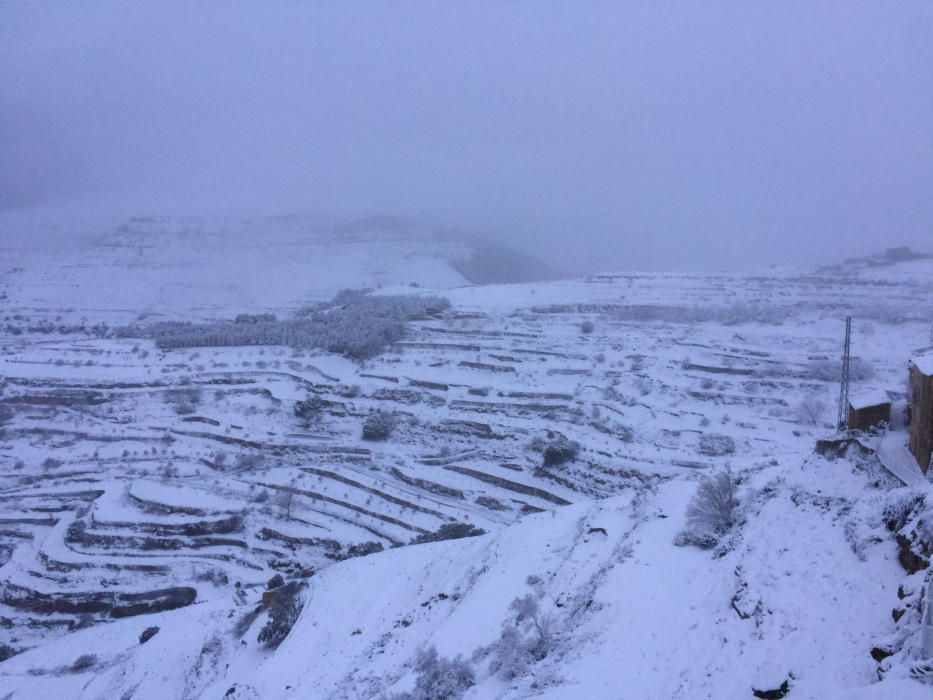 La nieve cubre Ares del Maestrat.