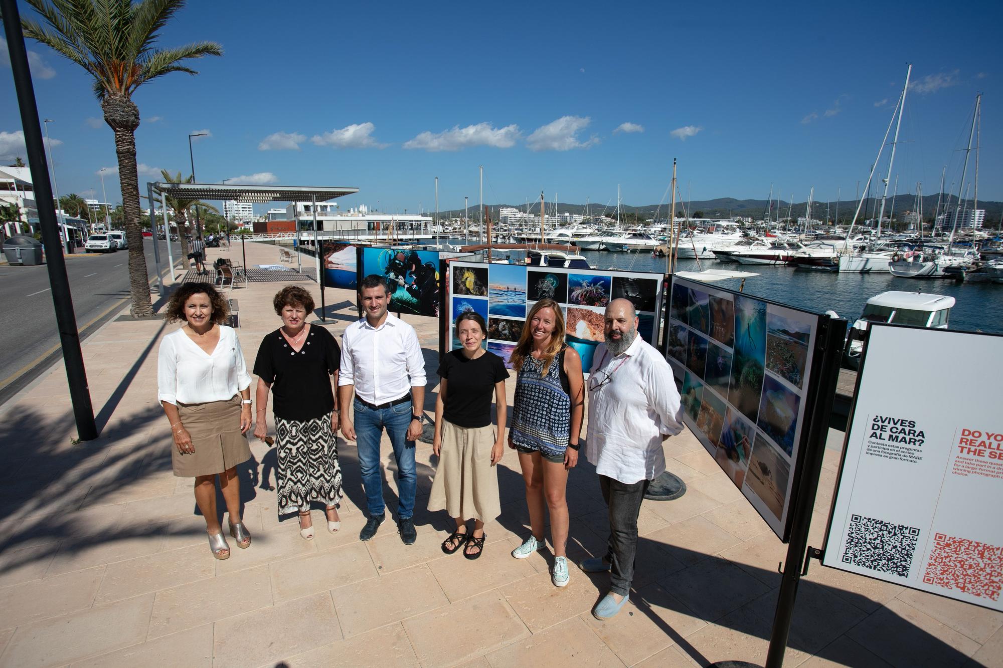 Una exposición para defender el mar de Ibiza.