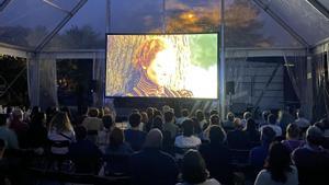 Cine de verano al aire libre.