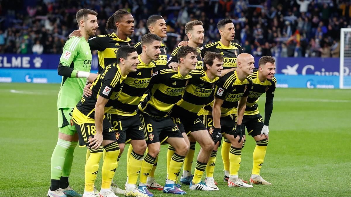 El once del Real Zaragoza en Cornellá-El Prat.