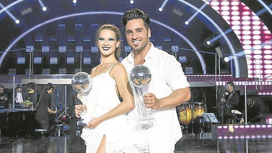 Bustamante y Olina ganan &#039;Bailando con las estrellas&#039;