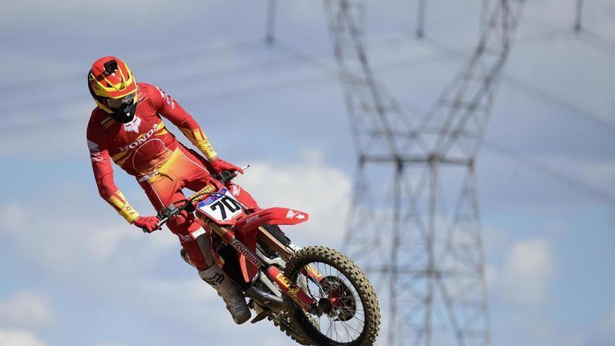 Rubén Fernández, octavo en la apertura del Mundial de MXGP