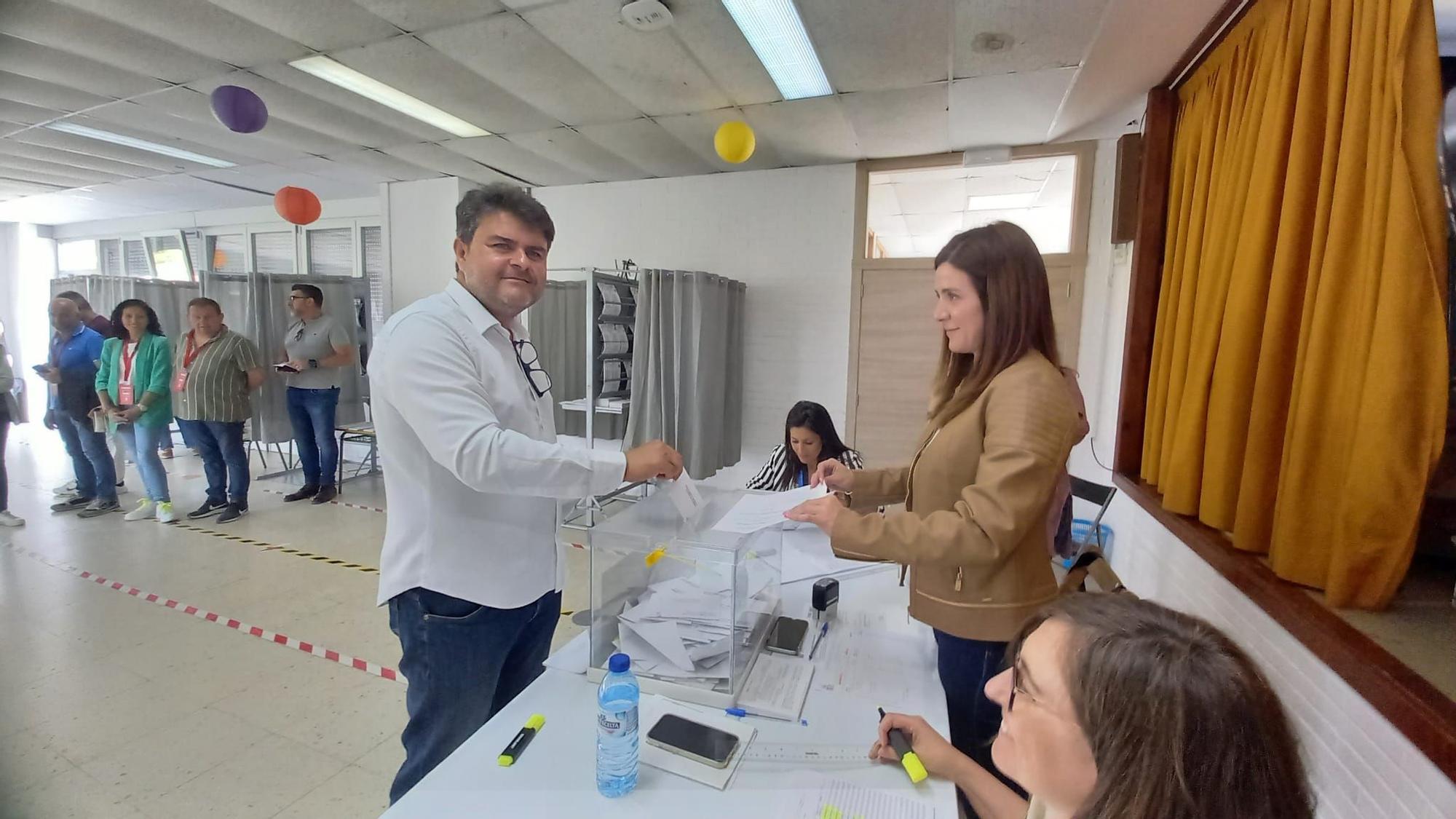 Las mejores imágenes de la jornada electoral en Pontevedra