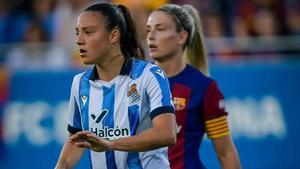 Emma Ramírez, por delante de Alexia, durante el último partido ante el FC Barcelona.
