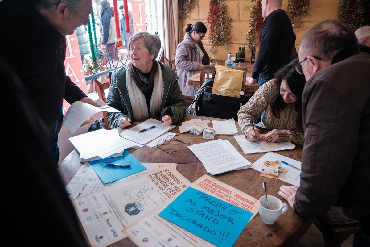 Las imágenes de la inscripción para el concurso del arroz de matanzas en Sant Antoni