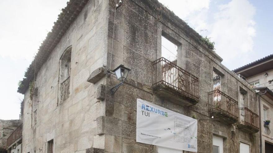 Cabaleiro dice que el plan de la Xunta para Tui “cambiará para siempre” el casco histórico