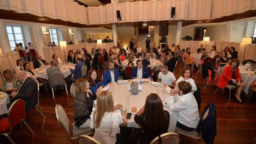 Asistentes a la cena organizada en el Liceo Casino. // Gustavo Santos