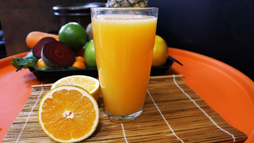 ¿El jugo de naranja pierde vitamina C si no se toma inmediatamente?