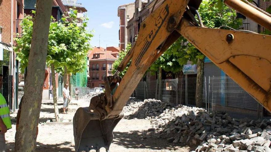 Obras en una calle benaventana realizadas hace años.