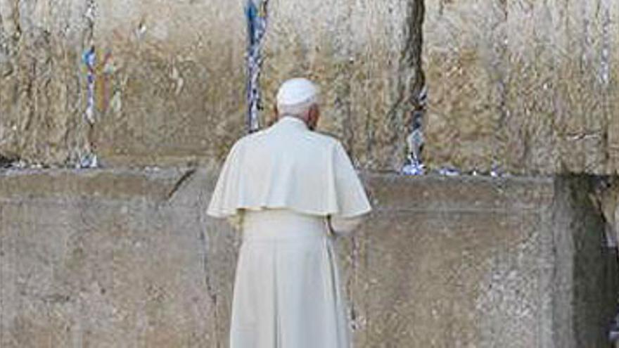 El Papa reclama a los musulmanes de Jerusalén un &quot;diálogo sincero&quot;