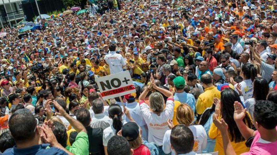 Protestes de manifestants contraris a Maduro.