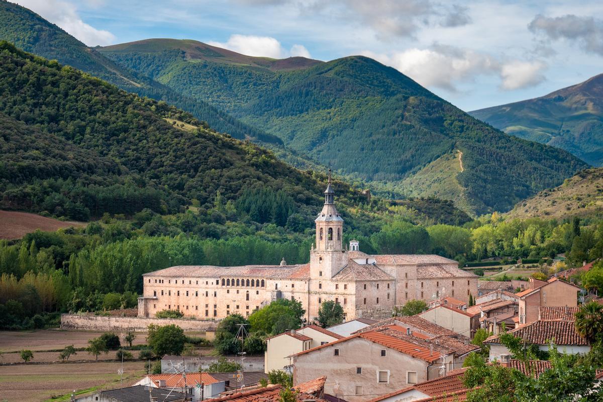 Entre los siglos XVI y XVII se levantó el monasterio de San Millán de Yuso