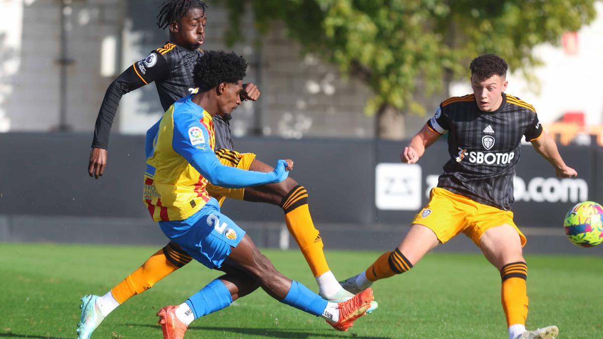 Thierry Rendall. PARTIDO AMISTOSO entre Valencia CF y Leeds United sub 21