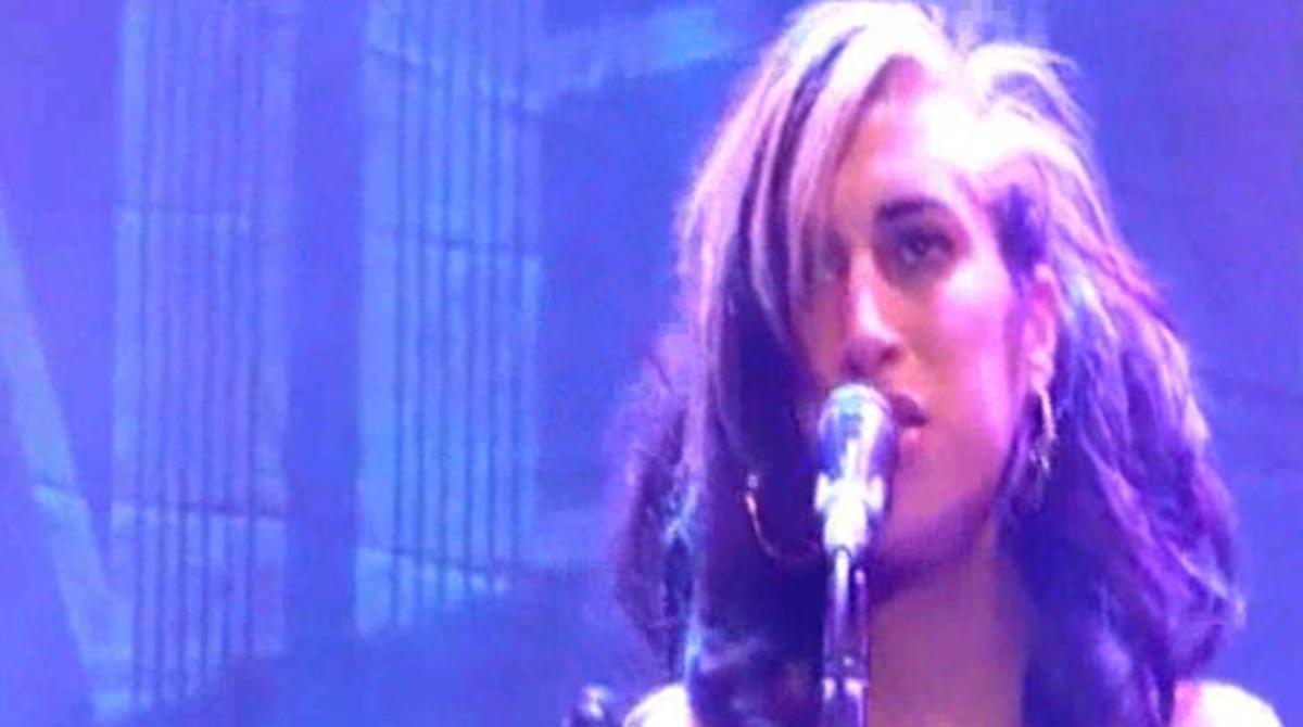 La cantant Amy Winehouse gairebé no va poder cantar en el concert de diumenge a Belgrad.