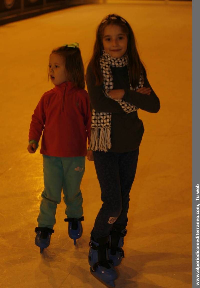 GALERÍA DE FOTOS -- Pista de hielo 11-12-14