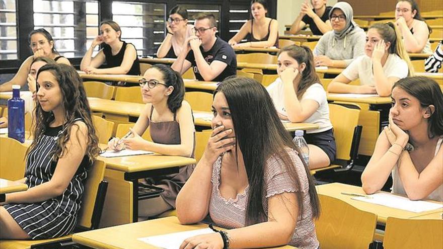 La brecha de género persiste entre los futuros universitarios de la UJI