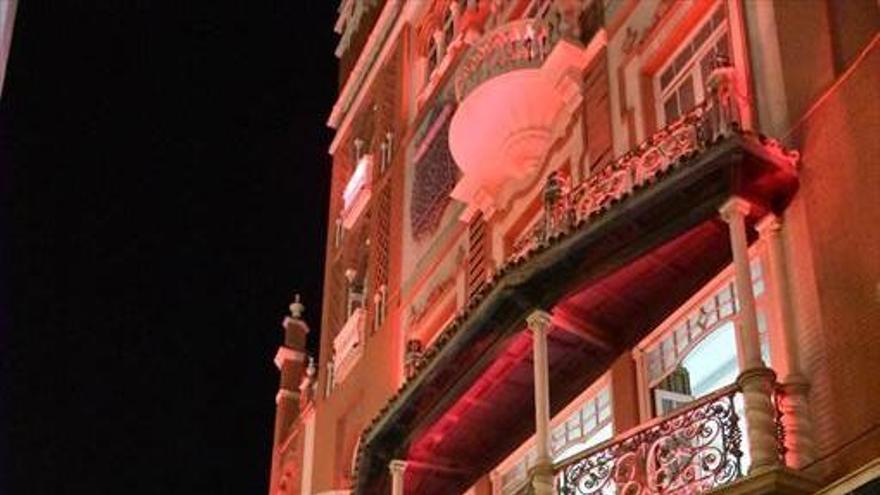 La Noche en Blanco convierte al casco antiguo de Badajoz en un gran escaparate cultural