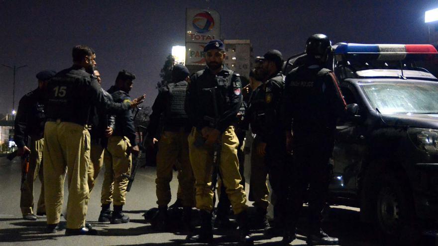 La Policía expulsa a Pakistán a 14 sospechosos &quot;de corte radical&quot; que enaltecían actos terroristas
