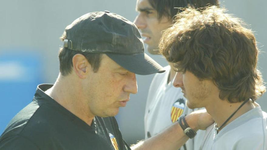 Pablo  Aimar se olvida de Rafa Benítez y Héctor Cúper