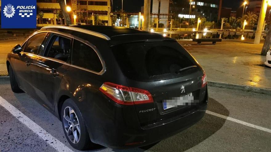 Dos detenidos por robar en 6 coches de Atalayas y Vistabella esta noche