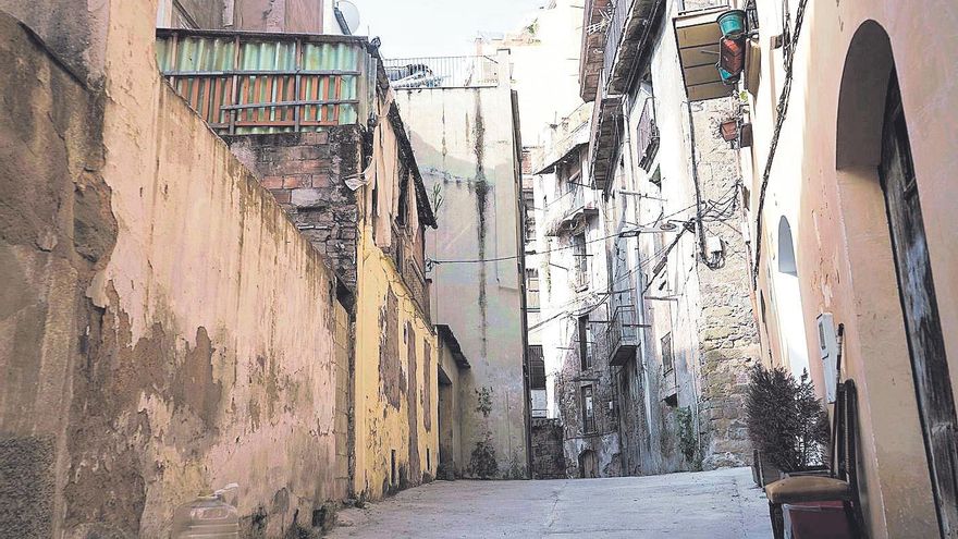 La presidenta de l’AVV del Barri Antic: «Ara és un ‘ghetto’ de gent sense un duro»
