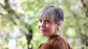 La escritora Marina Sanmartín, autora de la novela La doble desaparición de Abril del Pino.