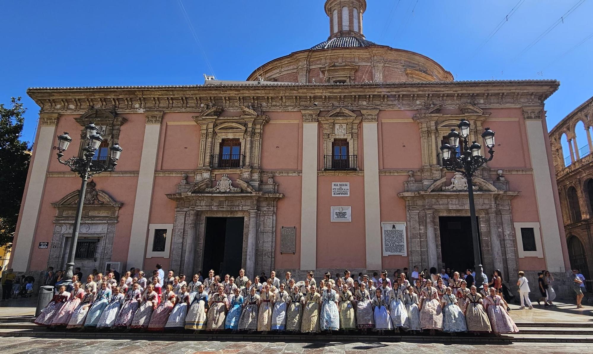 El centro de València recibe a las candidatas a Fallera Mayor Infantil 2025