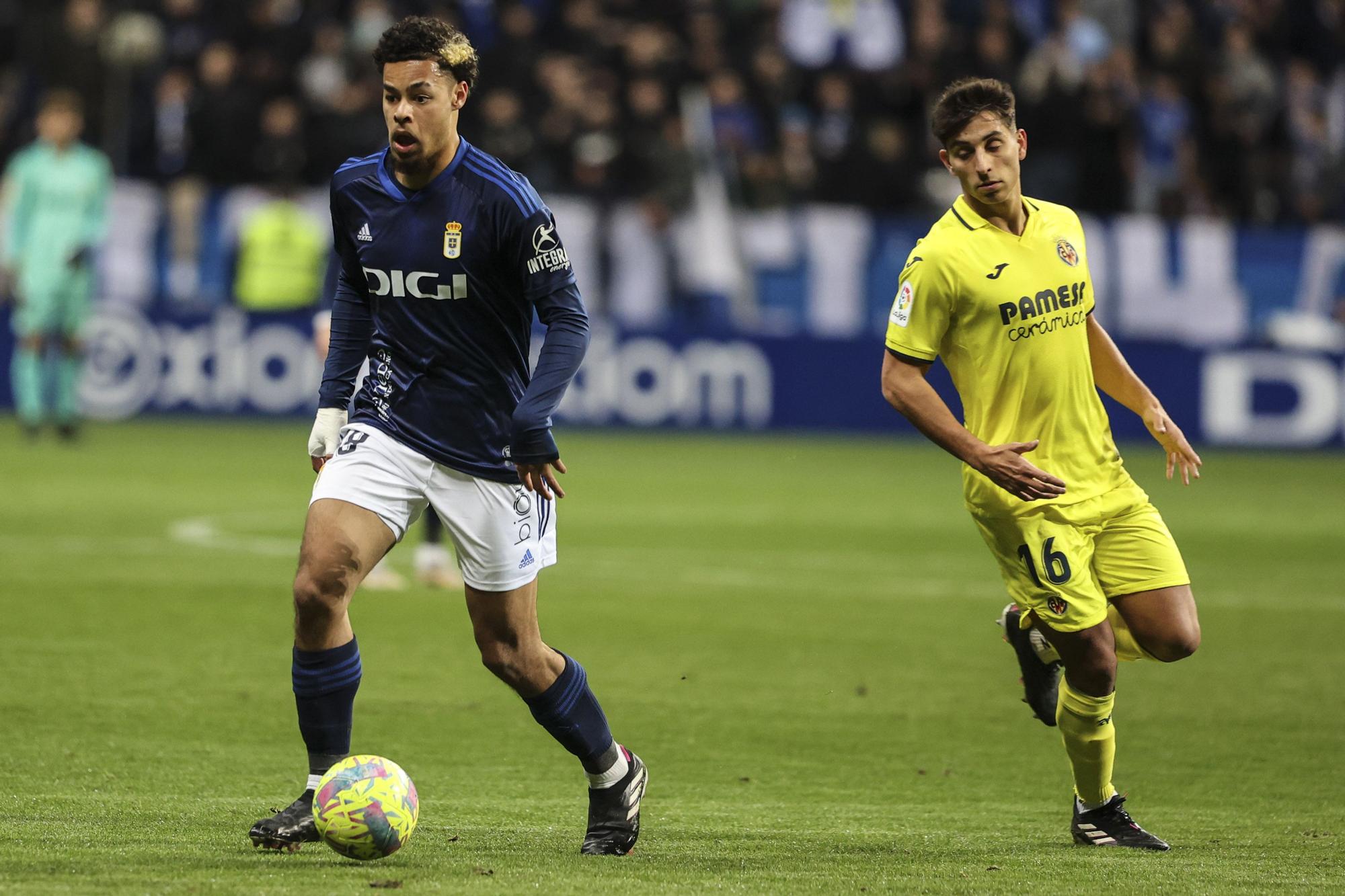 En imágenes: Así fue el Real Oviedo-Villarreal B disputado en el Tartiere