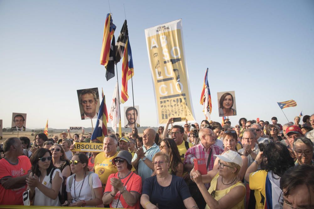 Mig miler de persones diuen el primer «bona nit» a