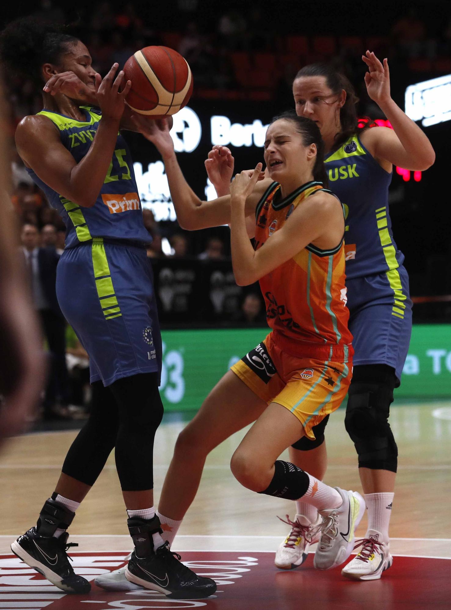 Valencia Basaket - ZVVZ USK Praha de Euroleague Women