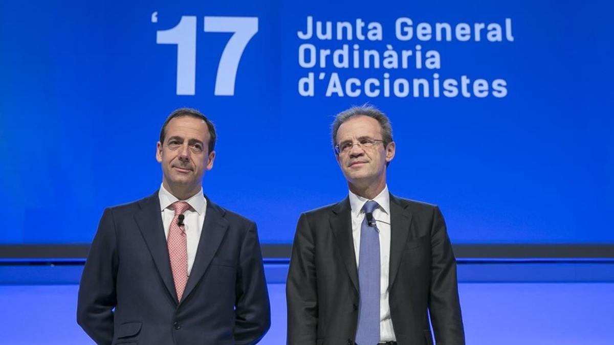 Jordi Gual y Gonzálo Gortazar, antes de la junta.
