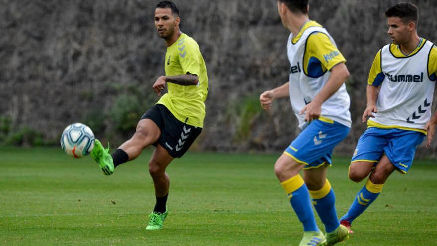 Jonathan Viera, esta mañana, durante la sesión.