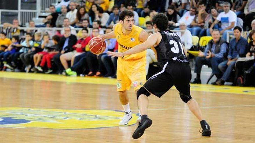 Marko Todorovic, talento montenegrino cedido por el Barcelona, fue el mejor del Bilbao. Ni Kendall ni Tavares supieron frenarle y cerró el encuentro con 17 puntos y 11 rebotes.