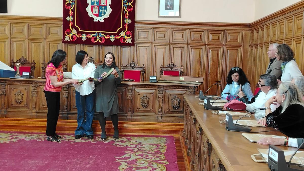 GALERÍA | Reconocimiento a las tejedoras sanabresas