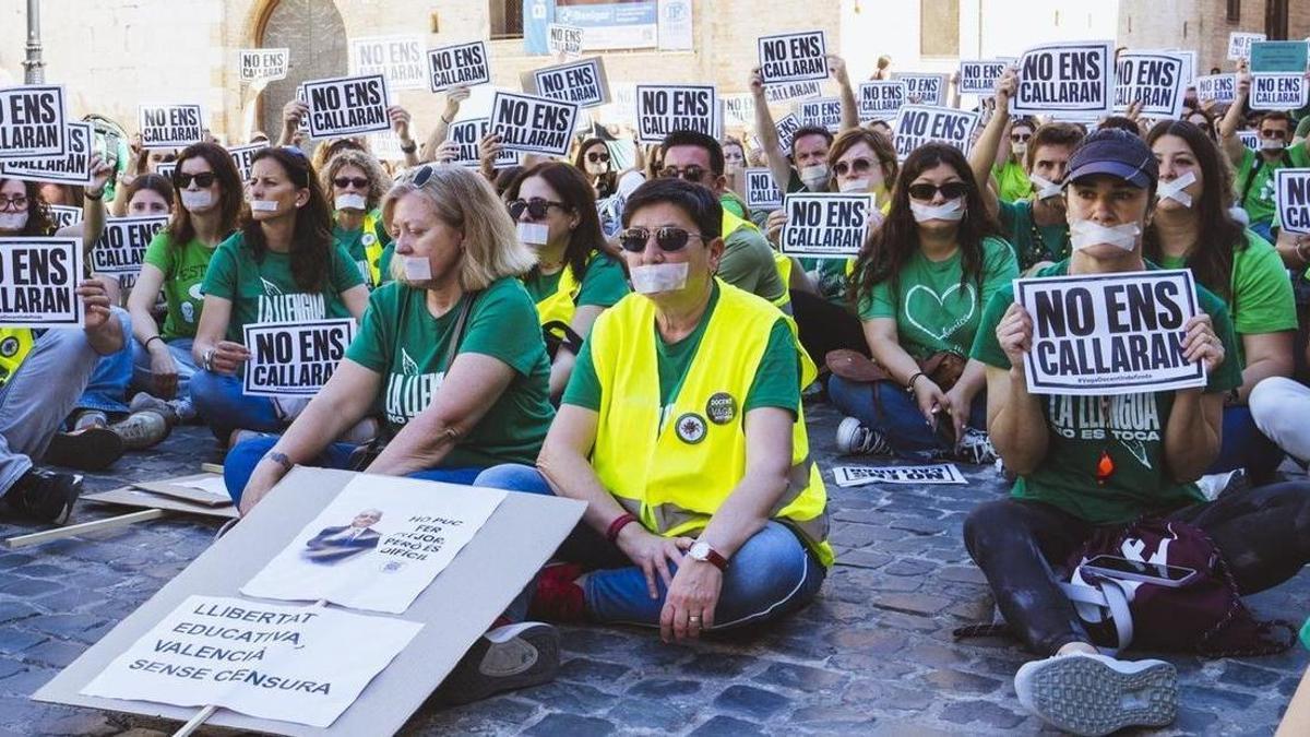 Gandia acoge este viernes una jornada de música y actividades familiares en motivo de defensa de la Educación Pública